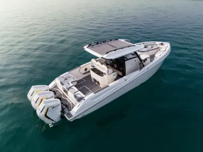 Sunsation Powerboats 34CCX