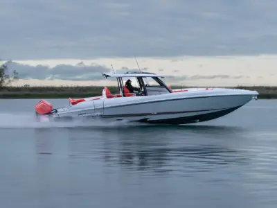 Sunsation Powerboats 40CCX