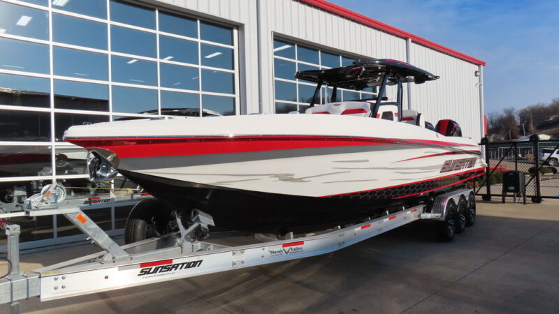 Front three-quarter view of a 2026 Sunsation Powerboats 32CCX